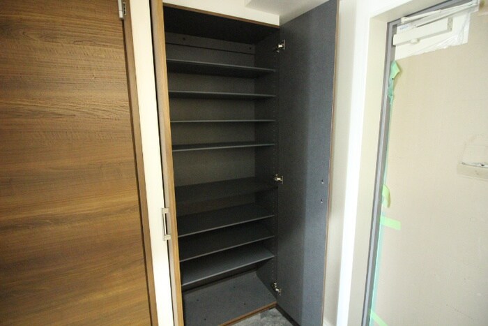 物件内観写真16　(靴箱)
