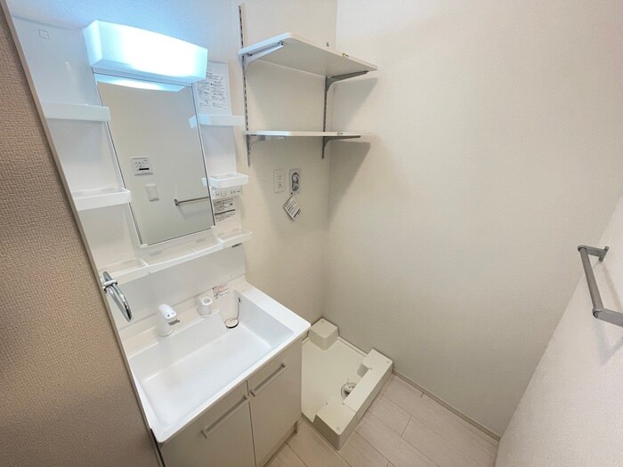 物件内観写真20　(洗濯機置場)