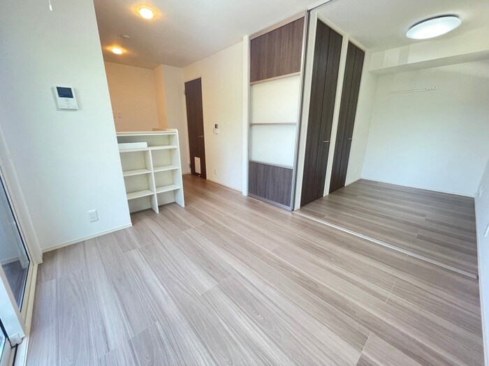 物件内観写真21　(居室)