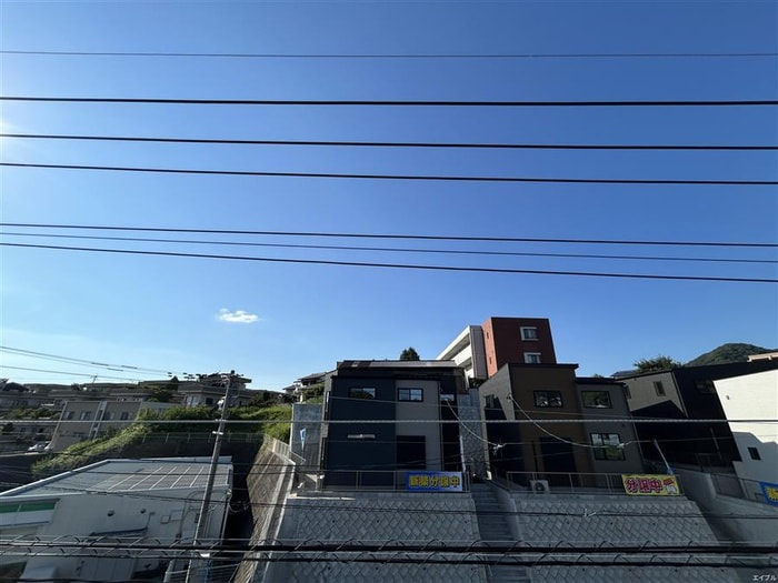 物件内観写真22　(室内からの展望)