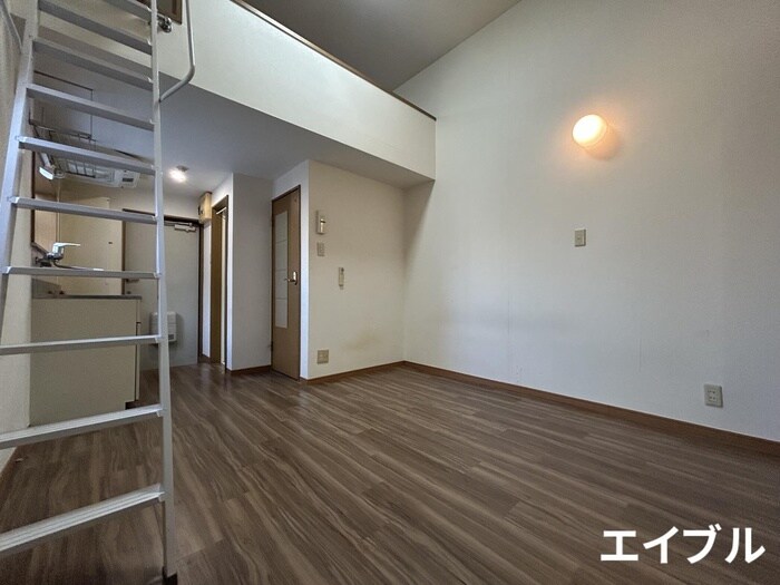 物件内観写真9　(居室)