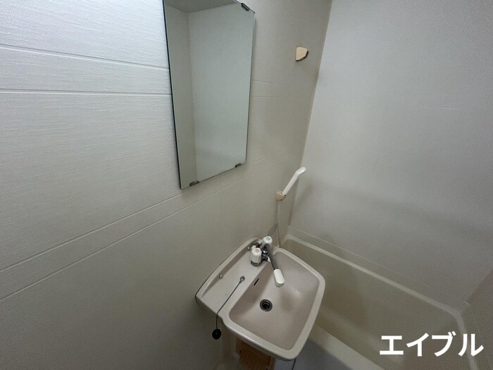 物件内観写真15　(洗面)