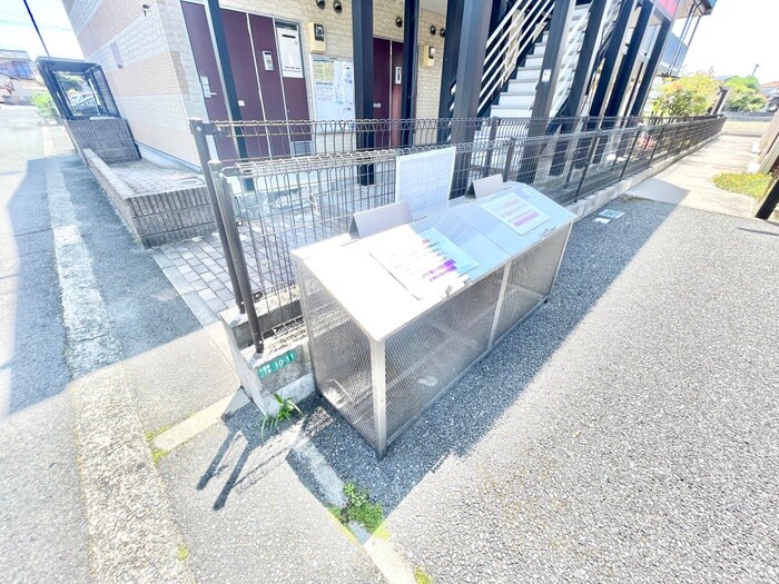 物件外観写真3　(建物設備)