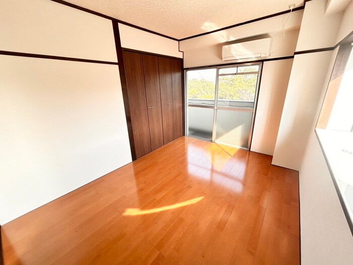 物件内観写真13　(居室)