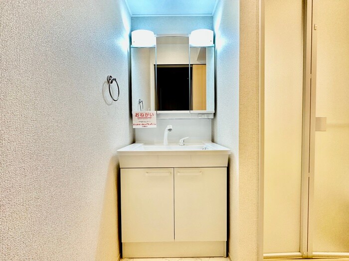 物件内観写真10　(洗面)