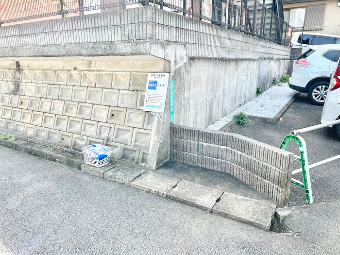 物件外観写真4　(建物設備)