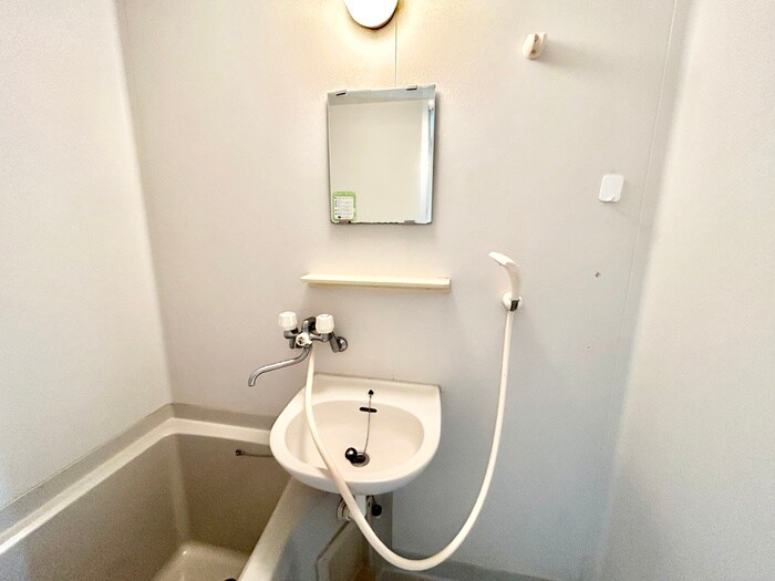 物件内観写真11　(洗面)