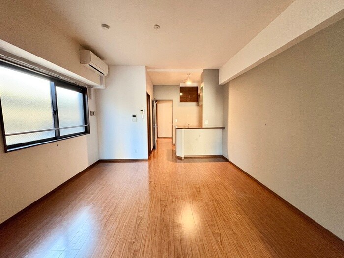 物件内観写真5　(居室)