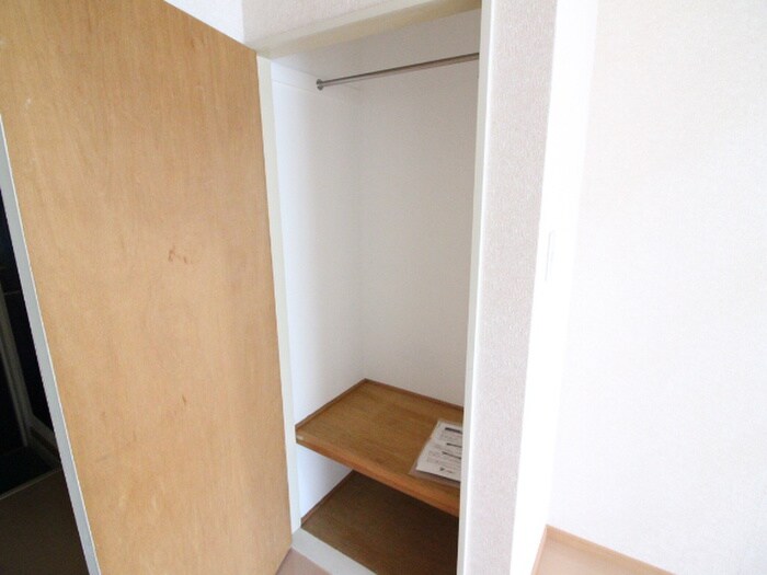 物件内観写真11　(収納)