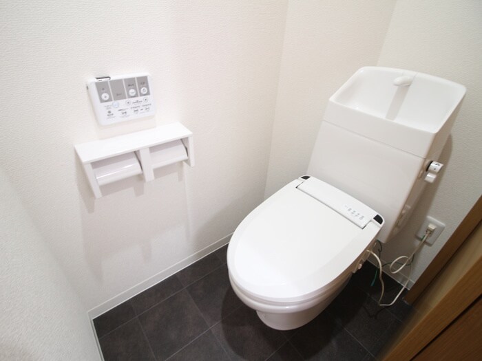 物件内観写真10　(トイレ)