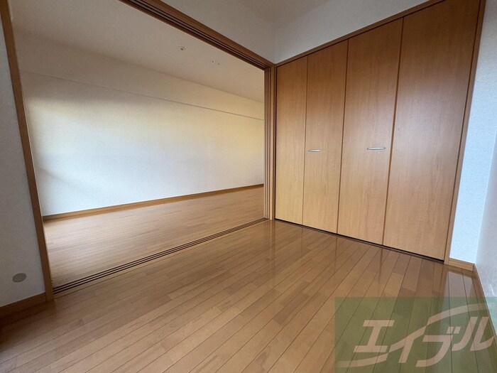 物件内観写真9　(居室)