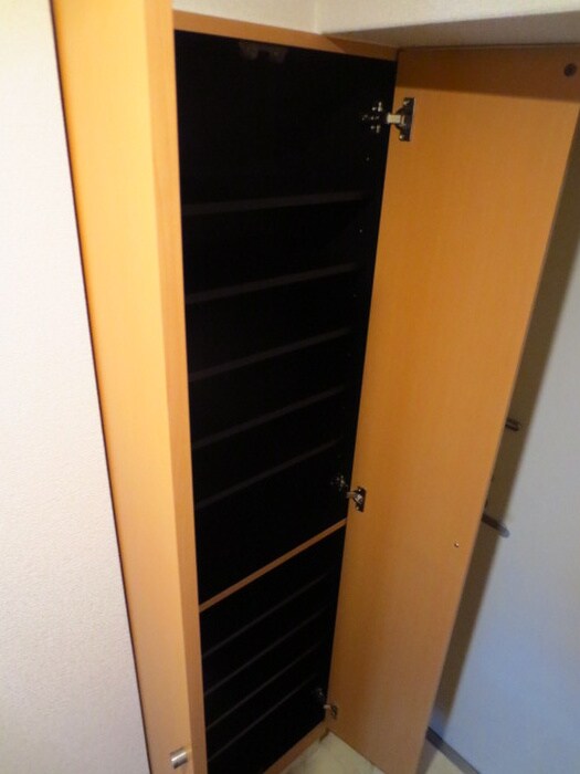 物件内観写真15　(靴箱)