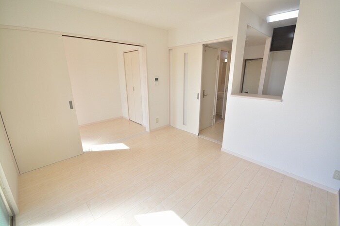 物件内観写真6　(居室)