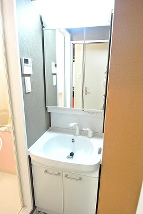 物件内観写真9　(洗面)