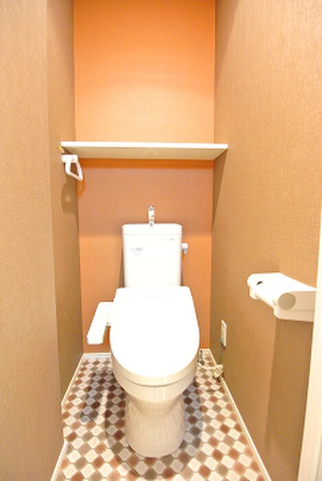 物件内観写真14　(トイレ)