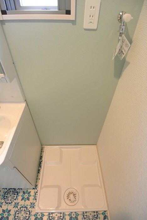 物件内観写真15　(洗濯機置場)