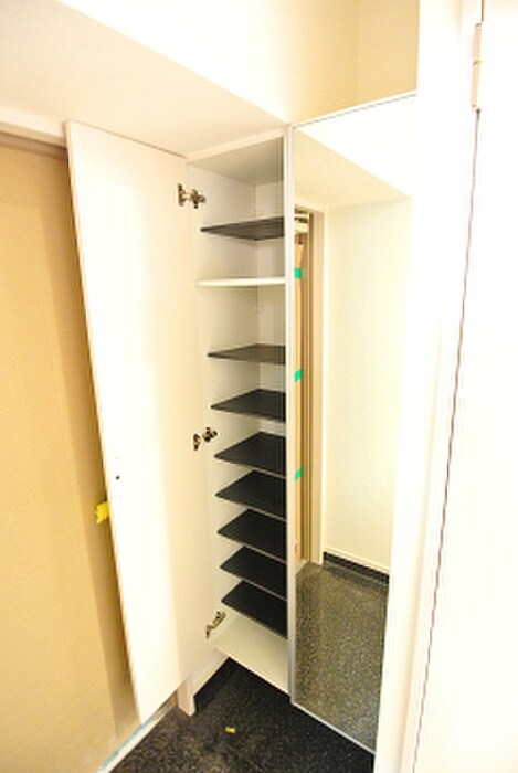 物件内観写真16　(靴箱)