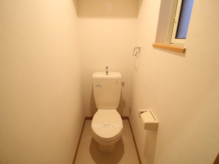 物件内観写真9　(トイレ)