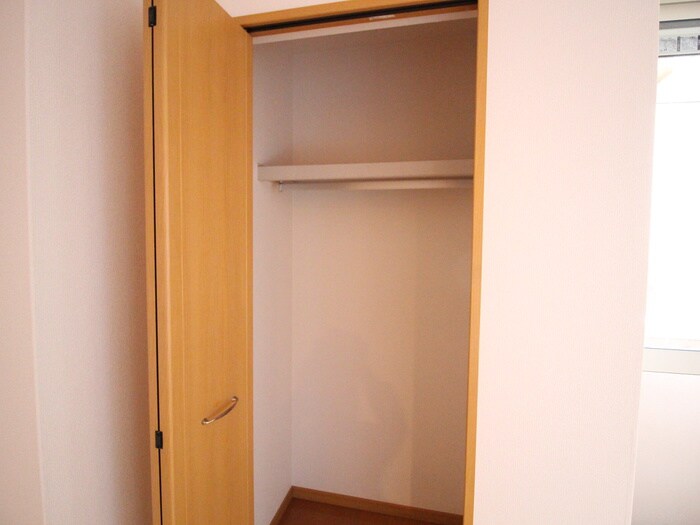 物件内観写真11　(収納)