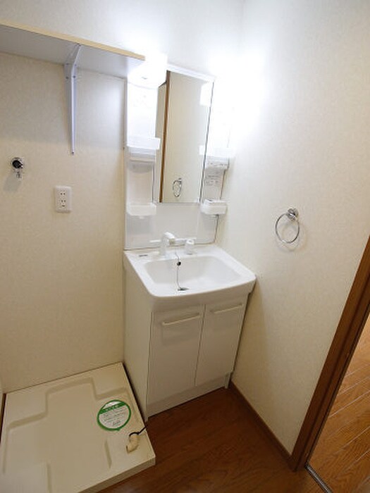 物件内観写真9　(洗面)