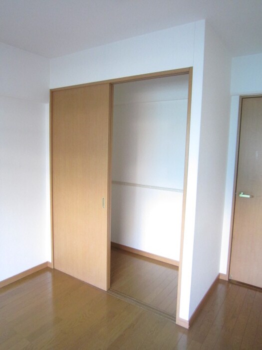 物件内観写真9　(収納)