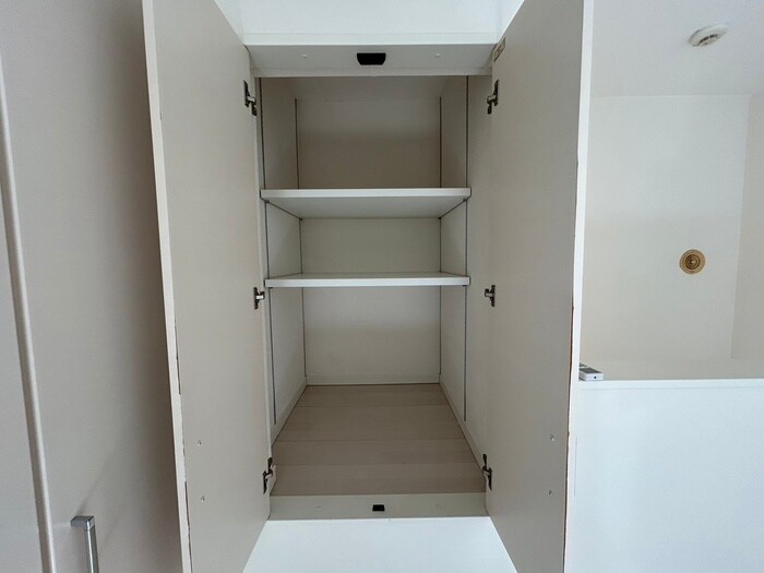 物件内観写真15　(収納)