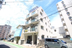 ロイヤルコープ博多外観写真