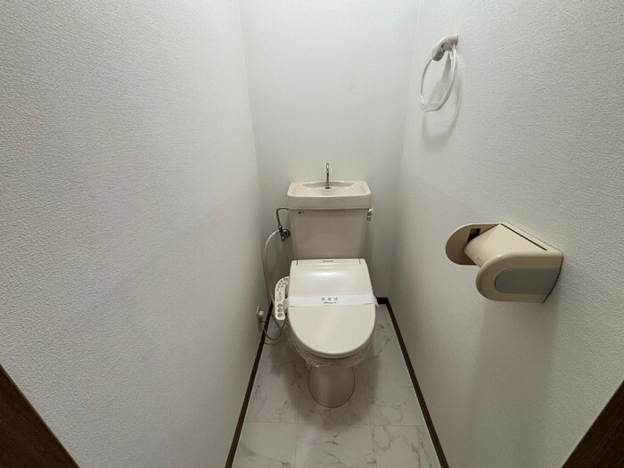 物件内観写真10　(トイレ)