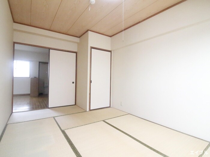 物件内観写真18　(居室)