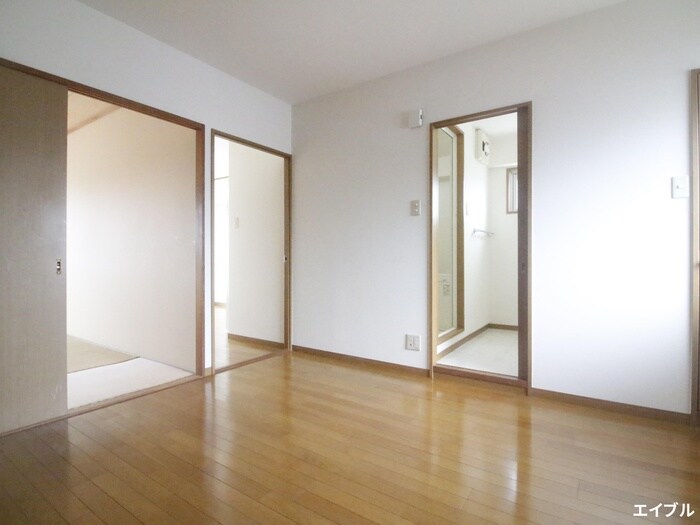 物件内観写真19　(居室)