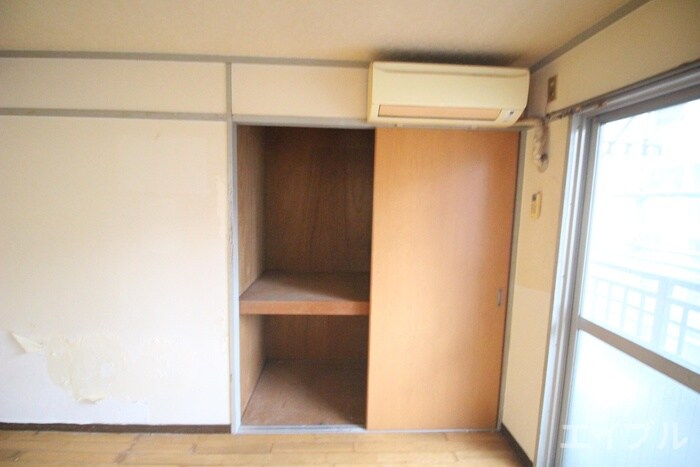 物件内観写真13　(収納)