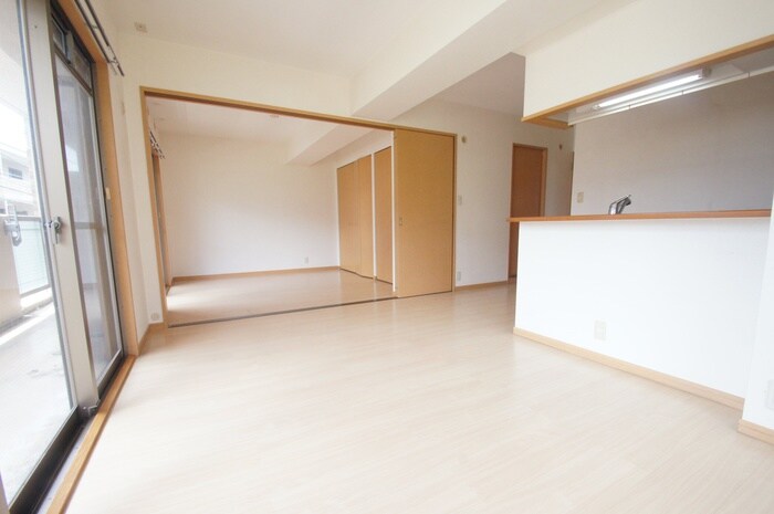 物件内観写真7　(居室)