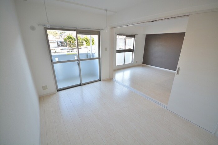 物件内観写真17　(居室)