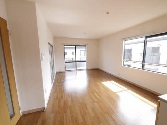 物件内観写真5　(居室)