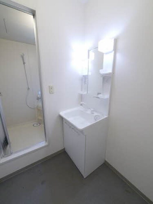 物件内観写真9　(洗面)