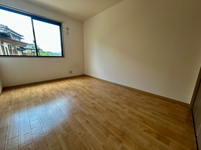 物件内観写真9　(居室)