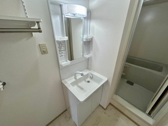 物件内観写真13　(洗面)