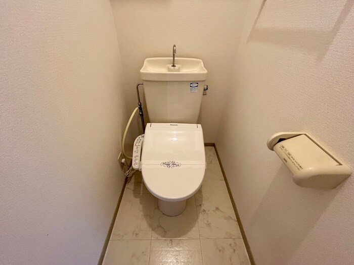 物件内観写真14　(トイレ)