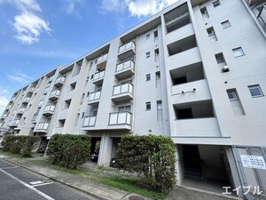 金久ビル１００棟外観写真