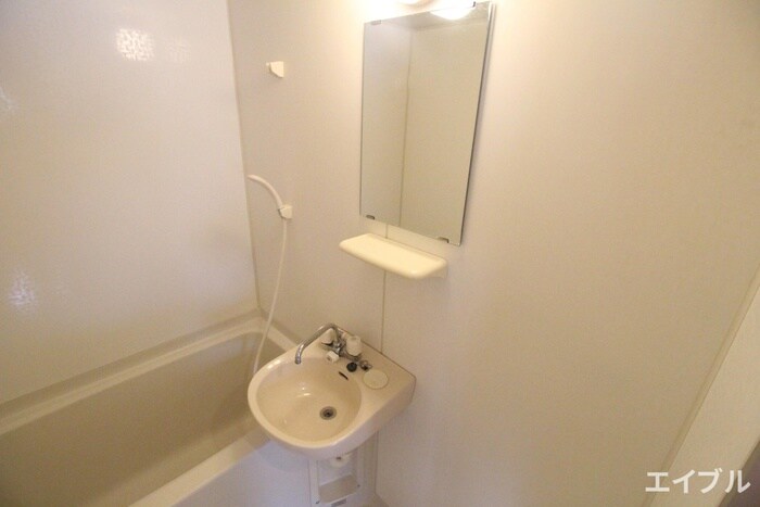 物件内観写真12　(洗面)