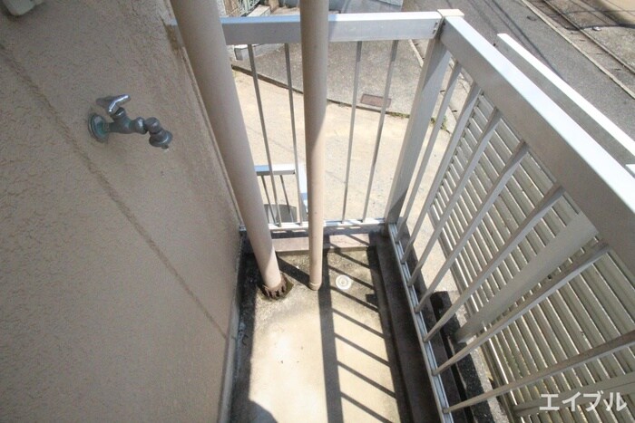 物件内観写真13　(洗濯機置場)