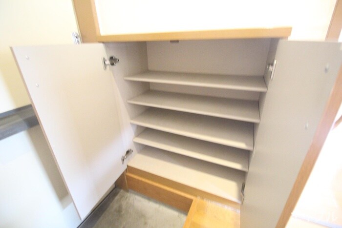 物件内観写真17　(靴箱)