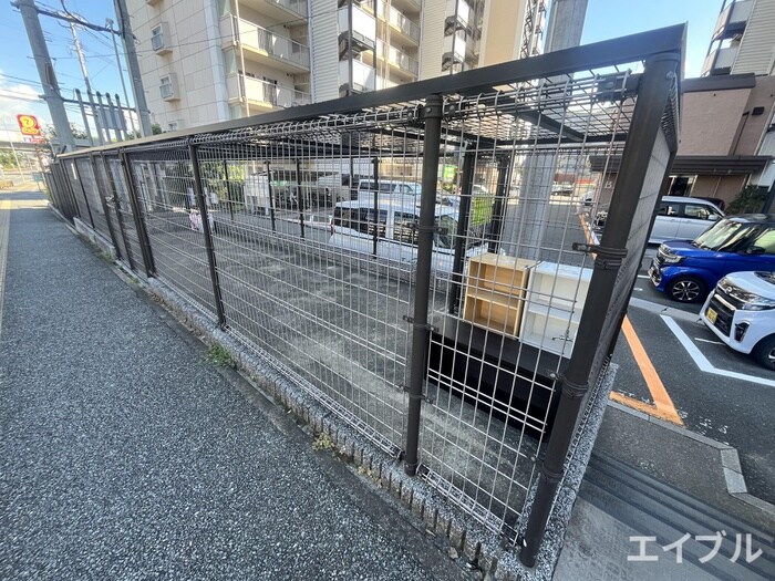 物件外観写真6　(建物設備)