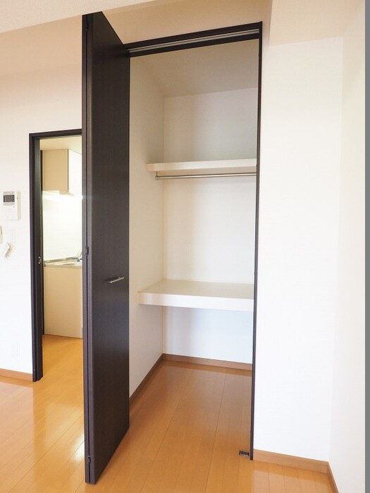 物件内観写真9　(収納)