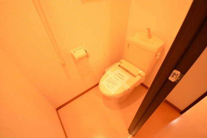 物件内観写真12　(トイレ)