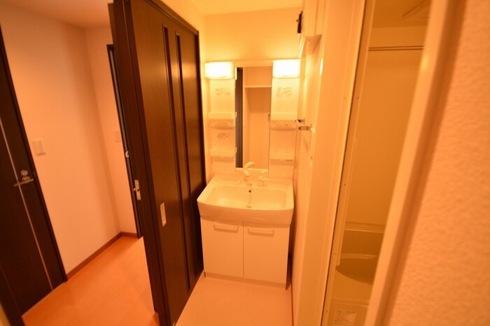 物件内観写真13　(洗面)