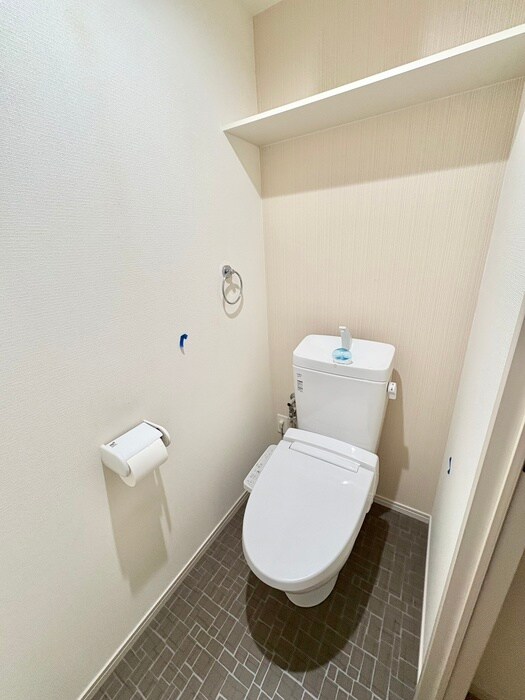 物件内観写真12　(トイレ)