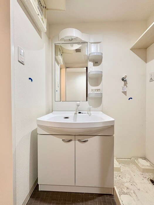 物件内観写真13　(洗面)