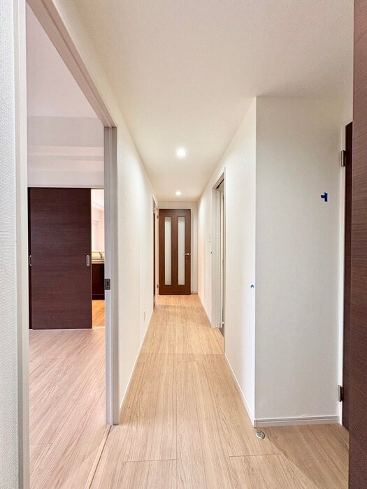 物件内観写真20　(廊下)