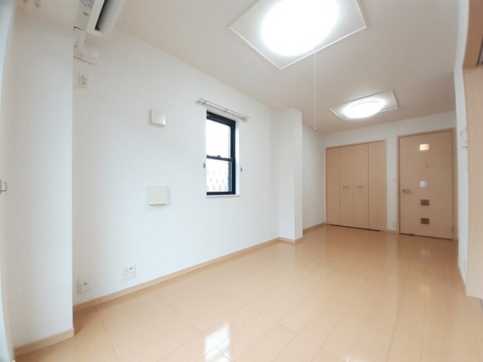 物件内観写真5　(居室)